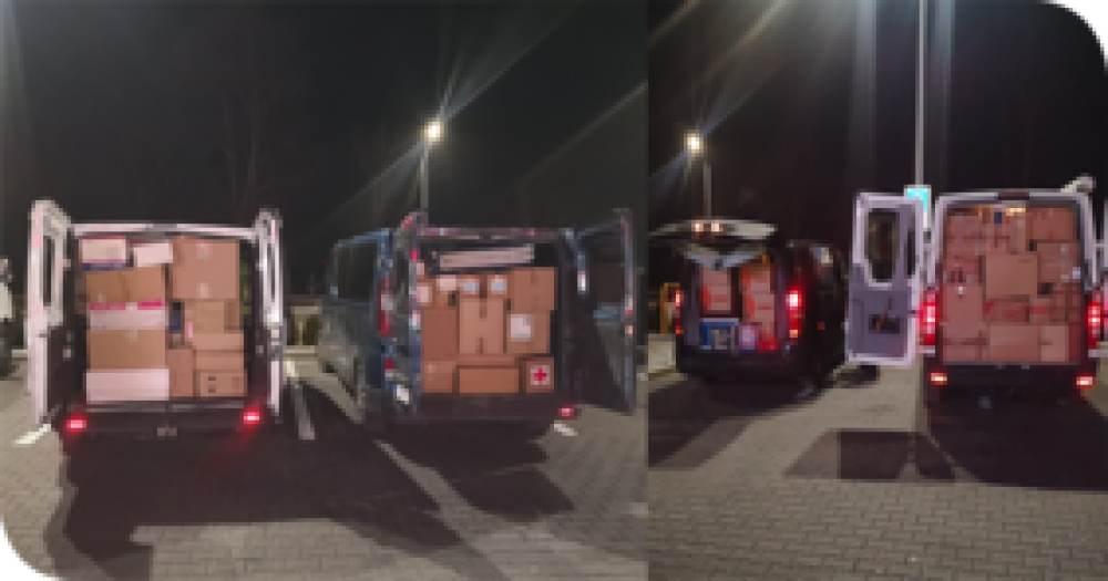 Beladende Transporter mit Hilfsmitteln für die Ukraine