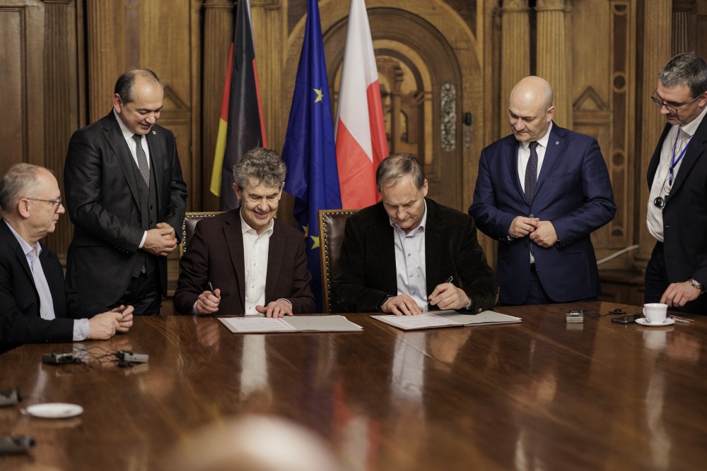 United Heat: Unterzeichnung der Absichtserklärung für die Gründung einer Joint Venture